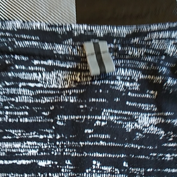 Nike Dri Fit running top - Picture 5 of 7